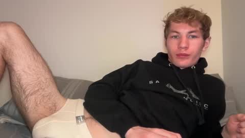 Snapshot of oliver_beck chatting on March 9, 2025, 2:07 am Oliver Beck online show from March 9, 2025, 2:07 am