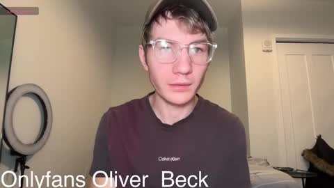 Oliver Beck online show from November 20, 2025, 8:19 pm