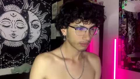 Oliver fast online show from October 22, 2025, 7:30 am