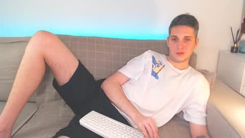 Snapshot of oliver_hort chatting on January 30, 2025, 6:54 pm Oliver online show from January 30, 2025, 6:54 pm