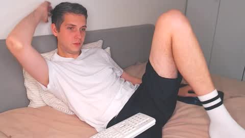 Snapshot of oliver_hort chatting on September 22, 2025, 4:53 pm Oliver online show from September 22, 2025, 4:53 pm