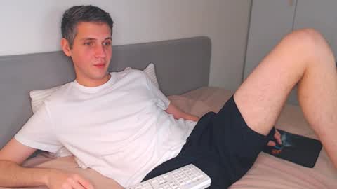 Snapshot of oliver_hort chatting on November 13, 2025, 6:07 pm Oliver online show from November 13, 2025, 6:07 pm