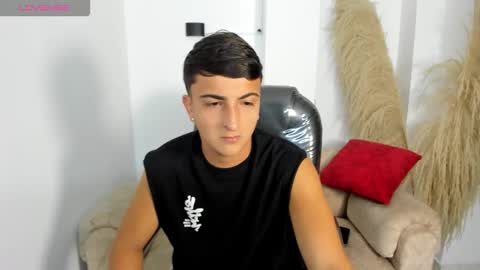 OLIVER online show from February 7, 2026, 12:20 pm