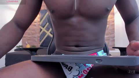 OLIVER LAURENT online show from March 22, 2026, 1:14 pm