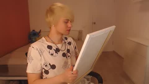 Snapshot of oliver_sweet_ chatting on September 12, 2025, 1:49 am Oliver online show from September 12, 2025, 1:49 am