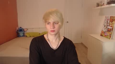 Snapshot of oliver_sweet_ chatting on October 2, 2025, 2:07 am Oliver online show from October 2, 2025, 2:07 am