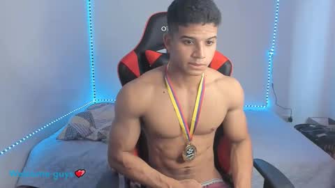 Snapshot of oliver_thompsson chatting on December 16, 2024, 6:49 pm oliver thompsson online show from December 16, 2024, 6:49 pm