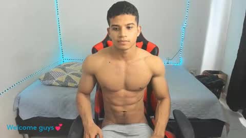 Snapshot of oliver_thompsson chatting on October 26, 2025, 3:18 pm oliver thompsson online show from October 26, 2025, 3:18 pm