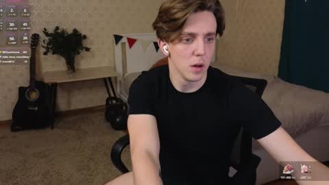 Snapshot of oliver_travis chatting on January 27, 2025, 2:42 am Oliver Evans online show from January 27, 2025, 2:42 am