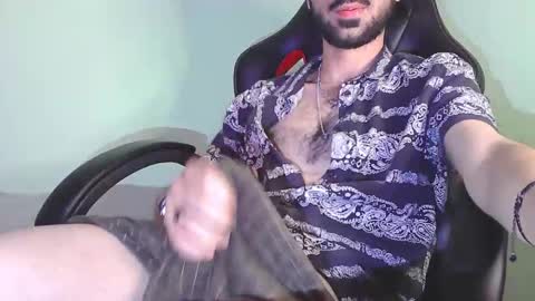 Oliver online show from November 15, 2025, 6:15 pm