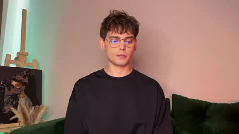 oliverlawrence online show from July 10, 2026, 3:36 pm