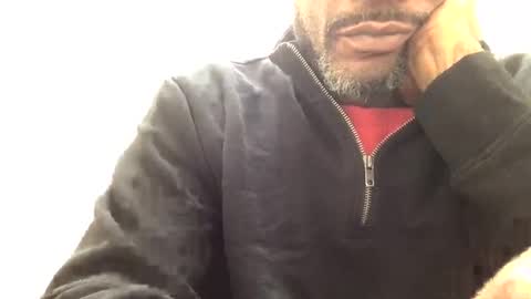 olivertwist1273 online show from December 11, 2024, 3:13 am