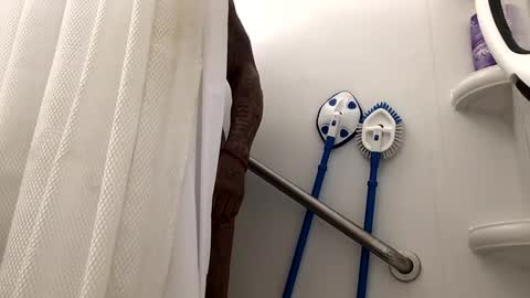 olivertwist1273 online show from December 15, 2024, 6:04 pm