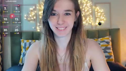 Olivia online show from May 10, 2026, 5:29 pm
