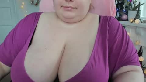 Snapshot of olivia_bud_gold chatting on March 2, 2025, 10:14 am Olivia Gold online show from March 2, 2025, 10:14 am