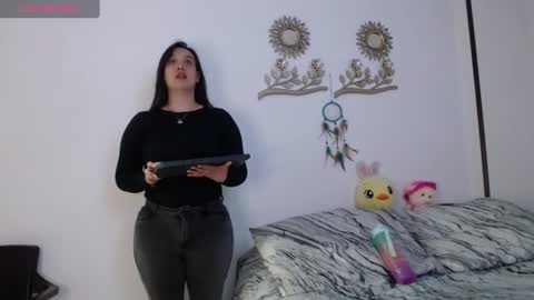 Olivia Gonzales online show from June 14, 2026, 1:36 am