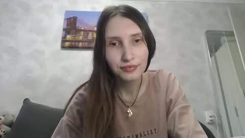 Olivia online show from February 25, 2026, 12:48 pm