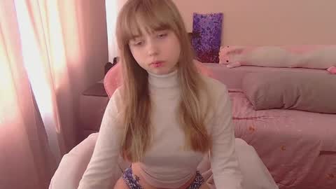 Olivia online show from June 3, 2026, 10:51 am