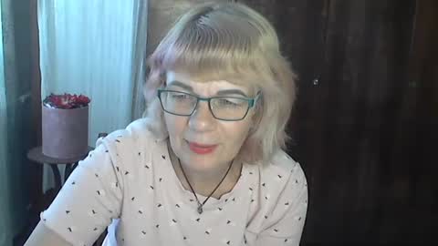 Snapshot of olivia_mia25 chatting on July 24, 2026, 10:24 am Olivia Mia online show from July 24, 2026, 10:24 am