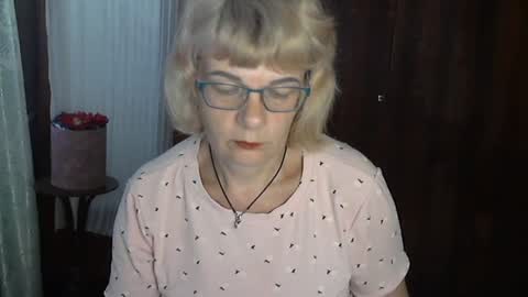 Snapshot of olivia_mia25 chatting on July 28, 2026, 2:46 pm Olivia Mia online show from July 28, 2026, 2:46 pm