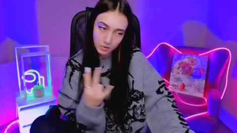 olivia_norton_ online show from December 2, 2025, 4:02 pm