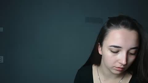 Olivia online show from October 24, 2025, 5:31 pm