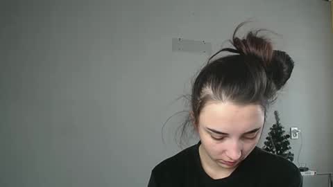 Snapshot of olivia_oliv chatting on January 14, 2026, 10:10 am Olivia online show from January 14, 2026, 10:10 am