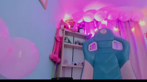 Snapshot of olivia_pretty_ chatting on February 14, 2025, 12:19 am olivia_pretty_ online show from February 14, 2025, 12:19 am