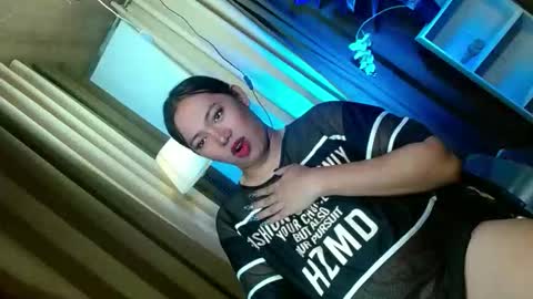 Miss OLIVIA online show from November 25, 2025, 11:10 am