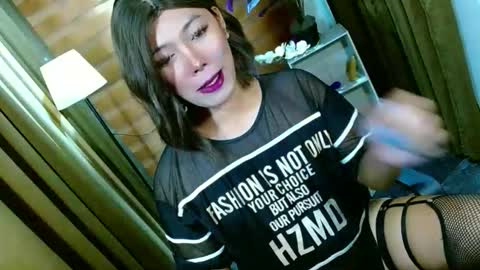 Snapshot of olivia_the_temptress27 chatting on May 1, 2026, 9:58 am Miss OLIVIA online show from May 1, 2026, 9:58 am