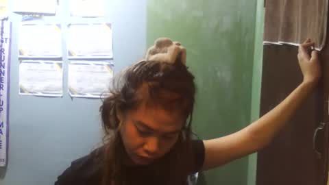 Oliviaxx online show from February 22, 2026, 5:19 am