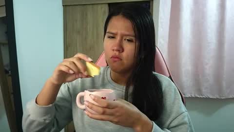 Snapshot of olivia_watson_ chatting on January 15, 2026, 12:21 pm Olivia online show from January 15, 2026, 12:21 pm