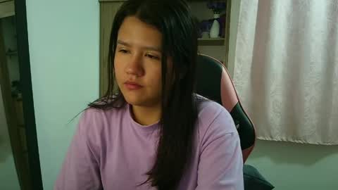 Snapshot of olivia_watson_ chatting on April 14, 2026, 12:11 pm Olivia online show from April 14, 2026, 12:11 pm