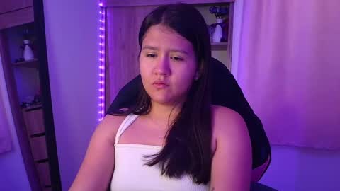 Snapshot of olivia_watson_ chatting on April 18, 2026, 12:09 pm Olivia online show from April 18, 2026, 12:09 pm