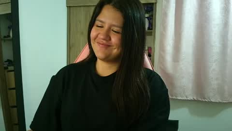 Snapshot of olivia_watson_ chatting on April 27, 2026, 12:03 pm Olivia online show from April 27, 2026, 12:03 pm