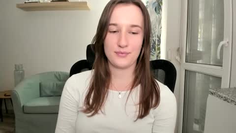 Oliwiaa2004 online show from December 26, 2024, 4:36 pm