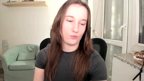 Oliwiaa2004 online show from February 9, 2025, 6:26 pm