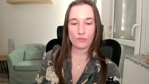 Oliwiaa2004 online show from March 3, 2025, 10:42 pm