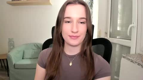 Oliwiaa2004 online show from March 6, 2025, 10:26 pm