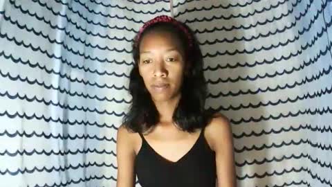 oliviah27 online show from November 26, 2025, 1:50 am