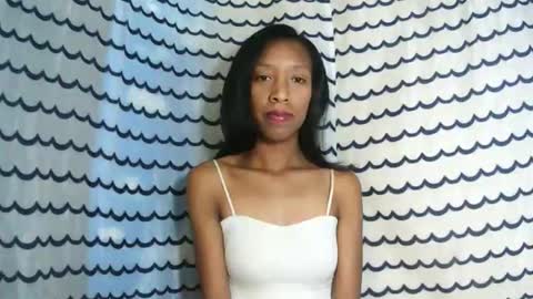 oliviah27 online show from December 15, 2025, 1:43 am