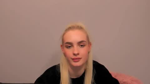 oliviaBeauty online show from February 21, 2026, 6:09 pm