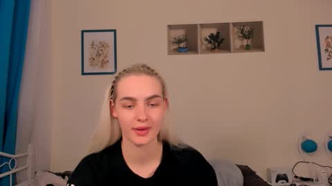 oliviaBeauty online show from April 16, 2026, 6:19 pm