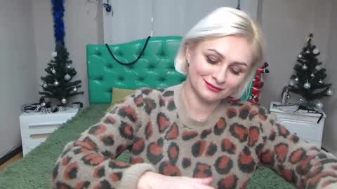 OliviaHorst online show from December 25, 2024, 4:00 pm