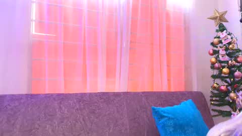 Olivia  online show from December 4, 2025, 6:38 pm