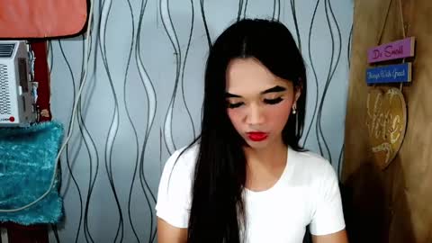 NICOLE online show from April 24, 2026, 9:50 pm