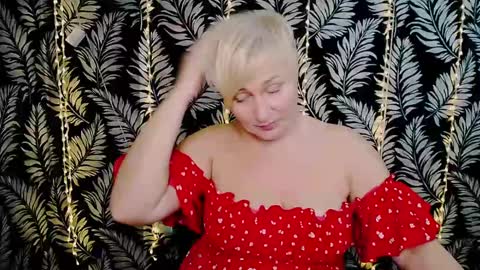 Kelly online show from February 8, 2025, 6:12 pm