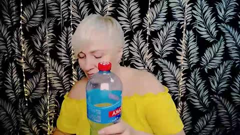 Kelly online show from February 8, 2026, 12:19 pm