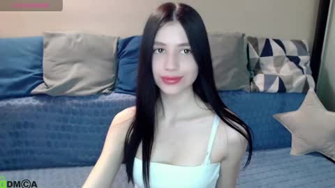 oliviarichi online show from April 15, 2026, 9:05 am