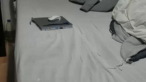 olivier_21 online show from October 2, 2025, 1:56 am